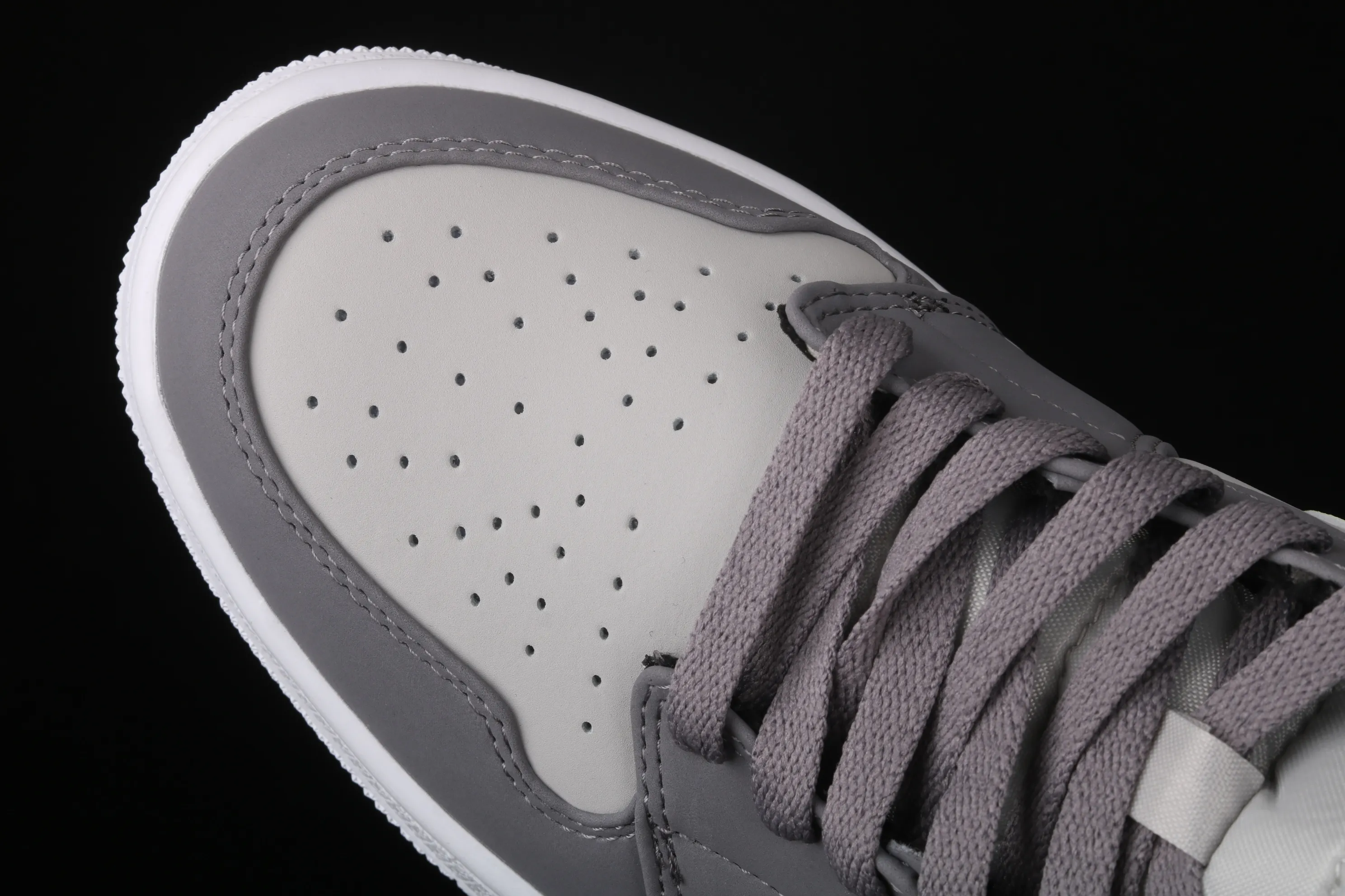 All categories Air Jordan Jordan series basketball shoes Air Jordan 1 Mid Air Jordan 1 Mid "Grey Volt" AJ1 Joe 1 neutral gray fluorescent yellow basketball shoes 554724-072
